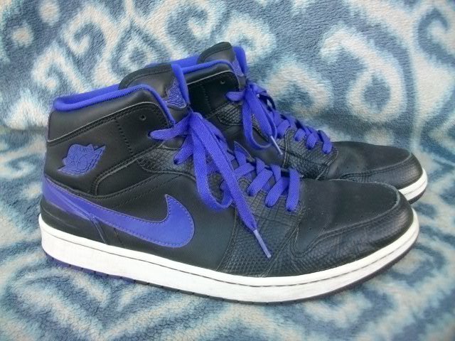 NIKE AIR JORDAN 1? 2? RETRO 30cm US12 黒紫 美品 NBA マイケル エア ジョーダン １ ２ Ⅰ Ⅱ シカゴ ブルズ Chicago Bulls_画像2