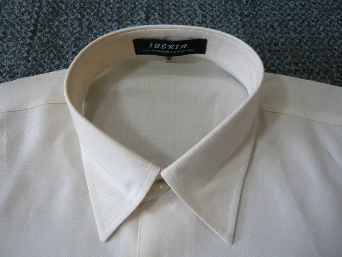 IBERIA　長袖ウールシャツ　新品、未使用品　生地毛100％　日本製　サイズ表記Ｍ　難あり_画像8