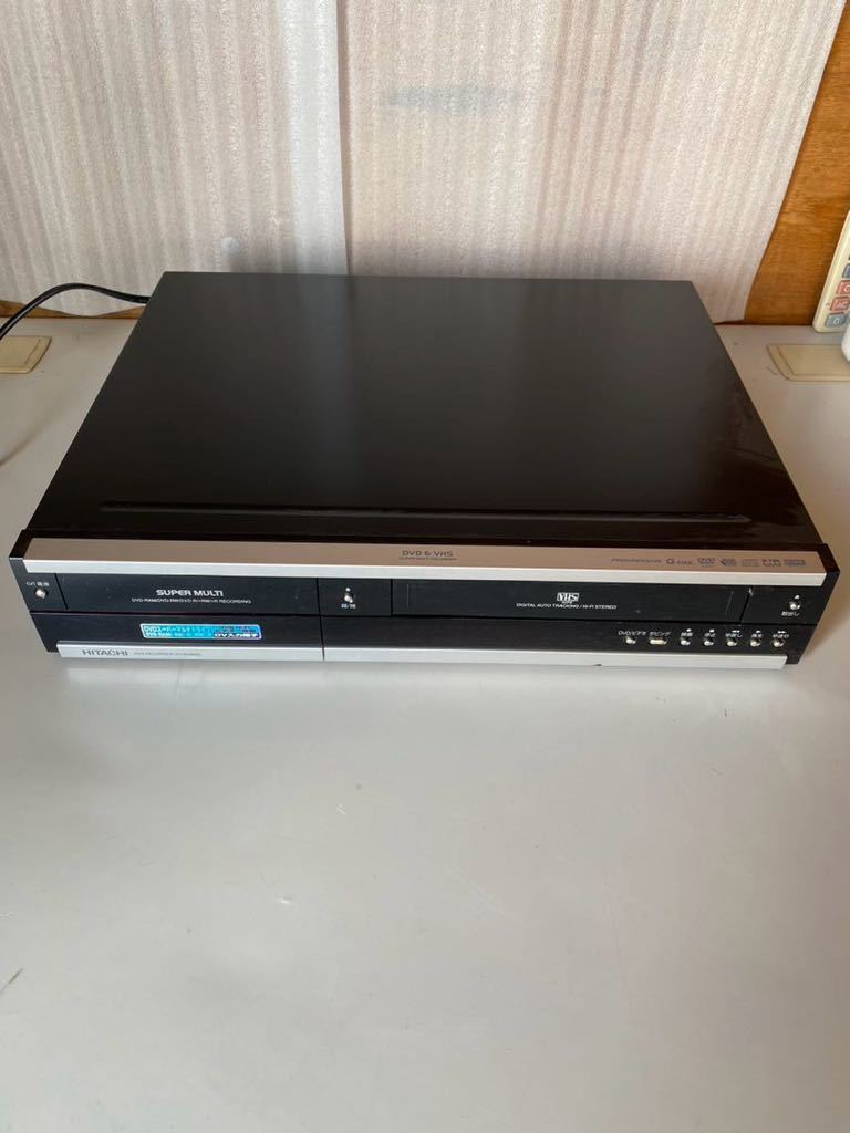 HITACHI DVDレコーダー　DV－RV8500【通電ジャンク品】_画像1