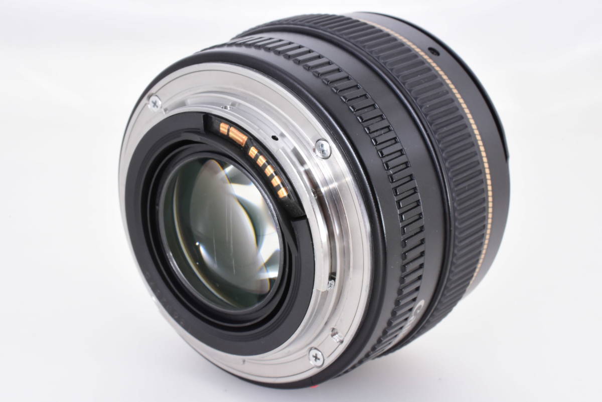 ★訳あり・外観超極上美品★Canon キヤノン EF 50mm F1.4 USM 付属品あり★美しく透き通る光学系 大変綺麗な外観 訳あり品にて格安出品！！_画像3