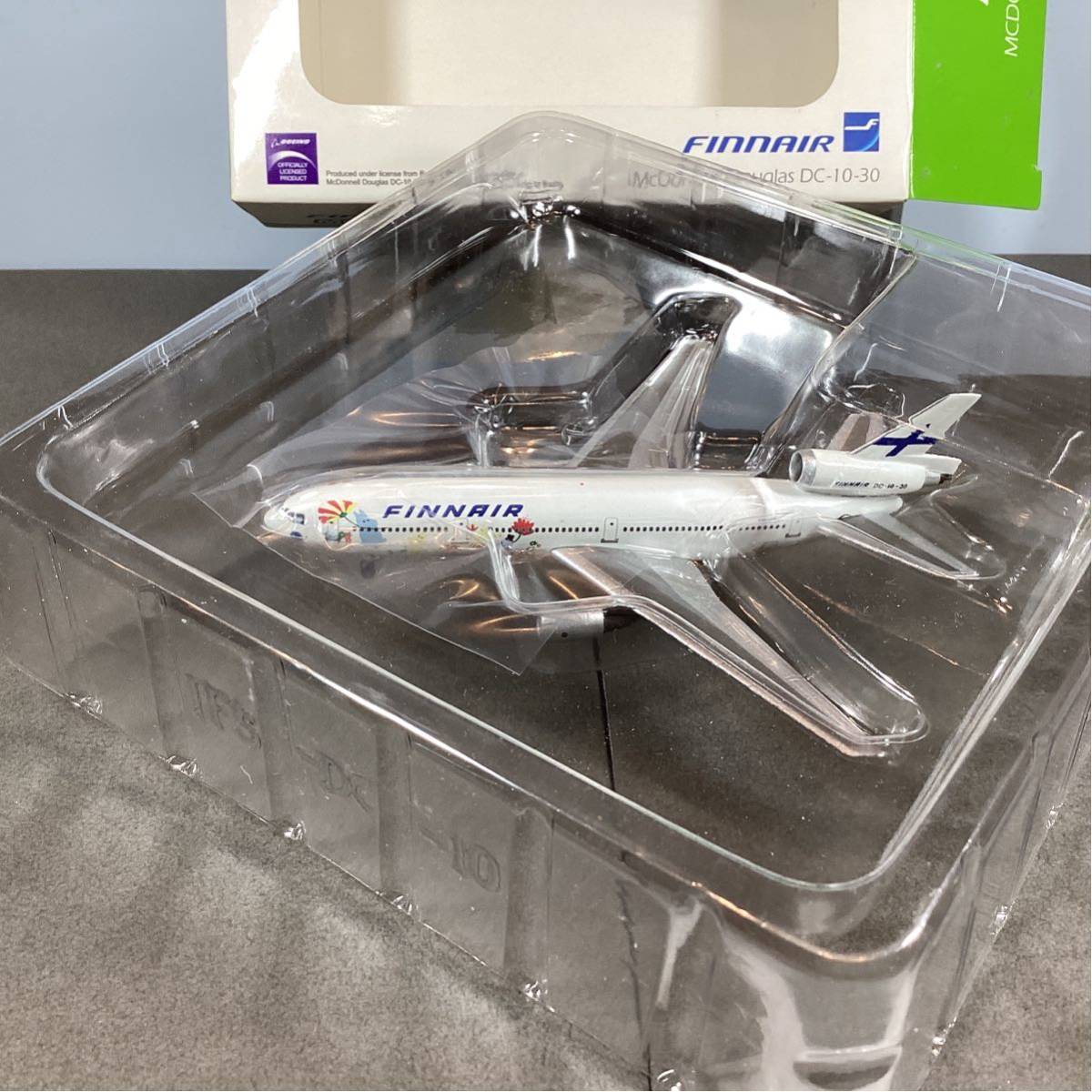 【中古】1/500 Sky フィンランド航空 DC-10-30 "ムーミン" Finnair DC-10-30"Moomin" 【送料無料】_画像2