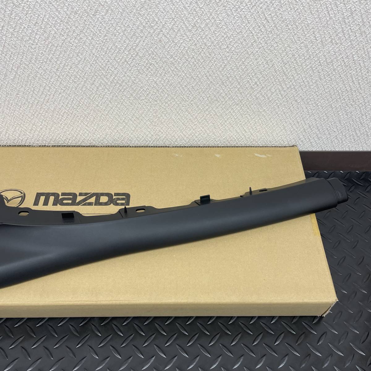 ★新品 マツダ MAZDA RX-7 FD3S スピリットＲ 純正 フロントリップスポイラー 左右セット アンフィニ rx7 レストア_画像3