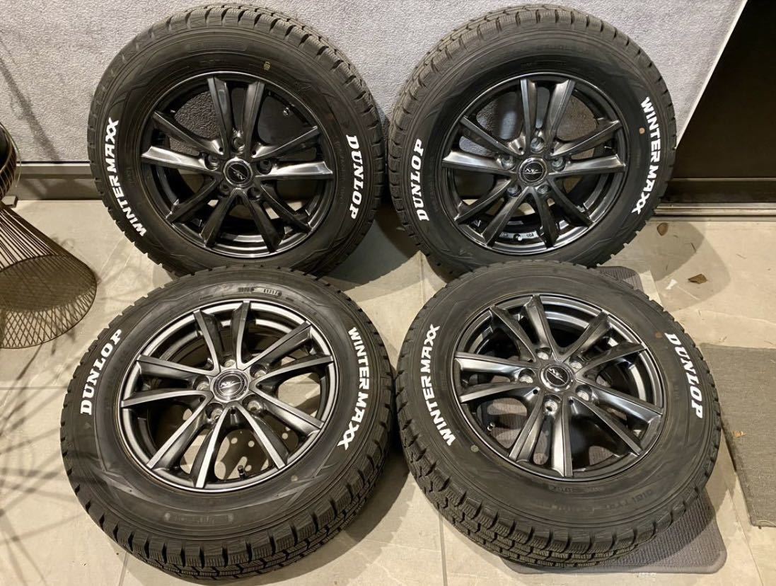 超超バリ山！2018年製15インチアルミ&スタッドレス4本 約9分山 195/65R15 PCD114.3/5穴6J+53 ホワイトレター ノア/ヴォクシー/エスクァイア_画像1