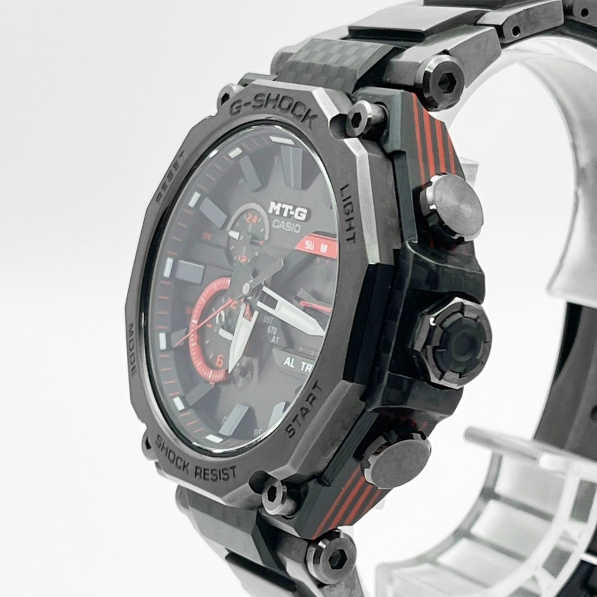 新品同様 CASIO G-SHOCK カシオ ジーショック MT-G MTG-B2000 新品同様 CASIO G-SHOCK カシオ ジーショック MT-G MTG-B2000
