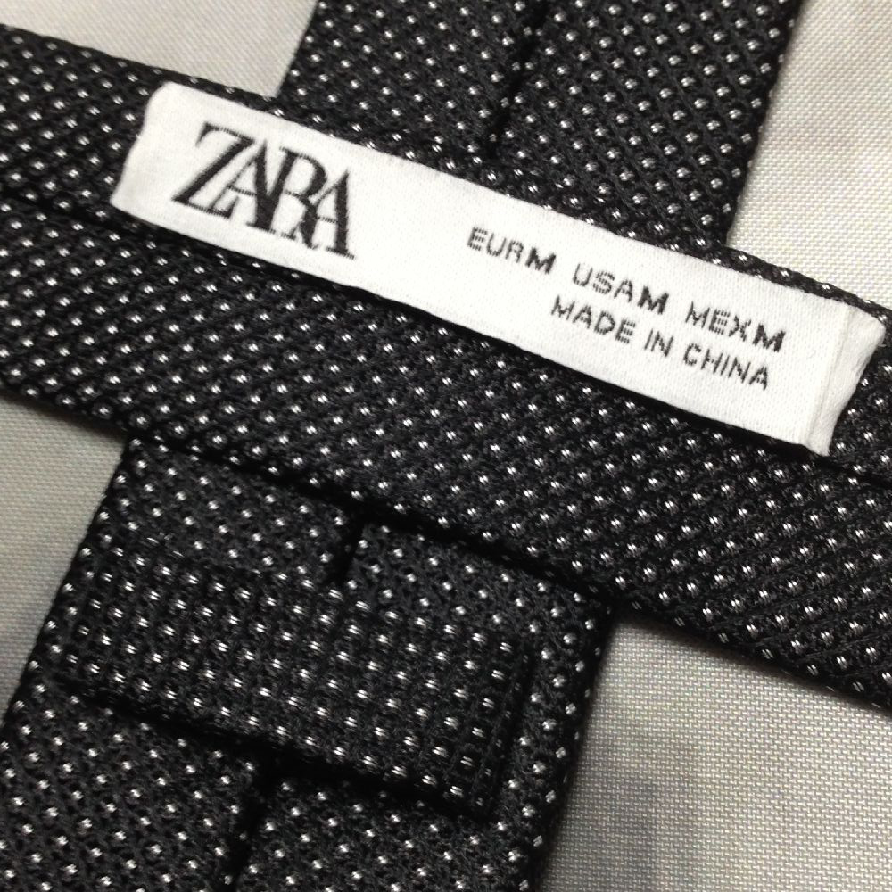 ザラ ZARA 美品 未使用品 微光沢 ネクタイ ドット柄 ナロータイ 黒系 ブラック系 C-008515 ゆうパケット_画像4