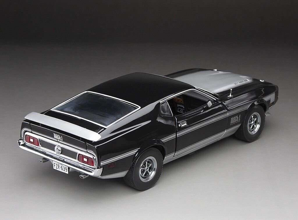 Sun Star サンスター 1/18 ダイキャストモデル 1971年モデル フォード マスタング Ford Mustang Mach 1 Raven Black レイヴェンブラック_画像2