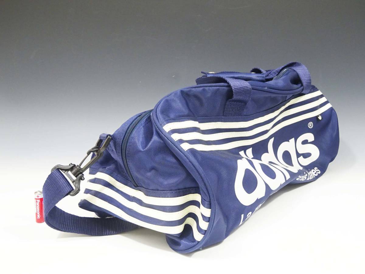*(TD) adidas Boston back width approximately :55cm Adidas Sportback bag blue drum back part . travel hobby ... school 