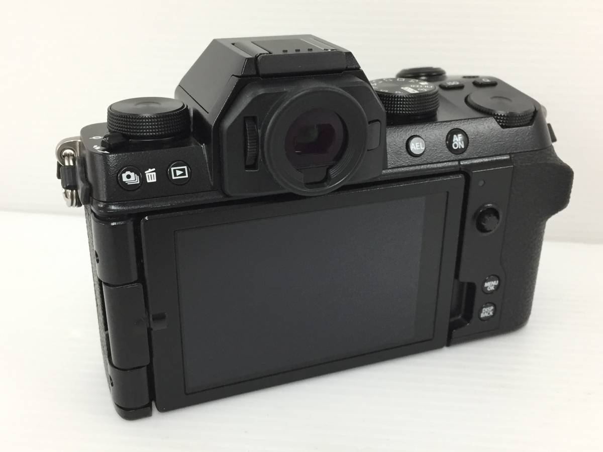 〇【良品】FUJIFILM 富士フイルム X-S10 ミラーレスデジタルカメラ ボディ 動作品_画像7