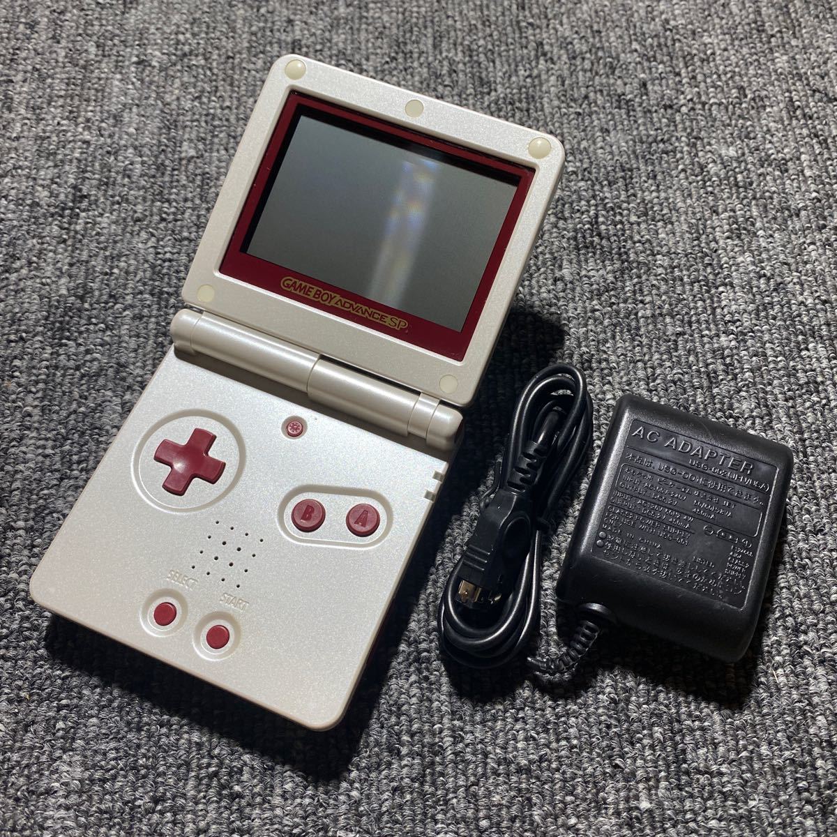 ゲームボーイアドバンスSP 本体 ファミコン20周年記念非売品 充電器