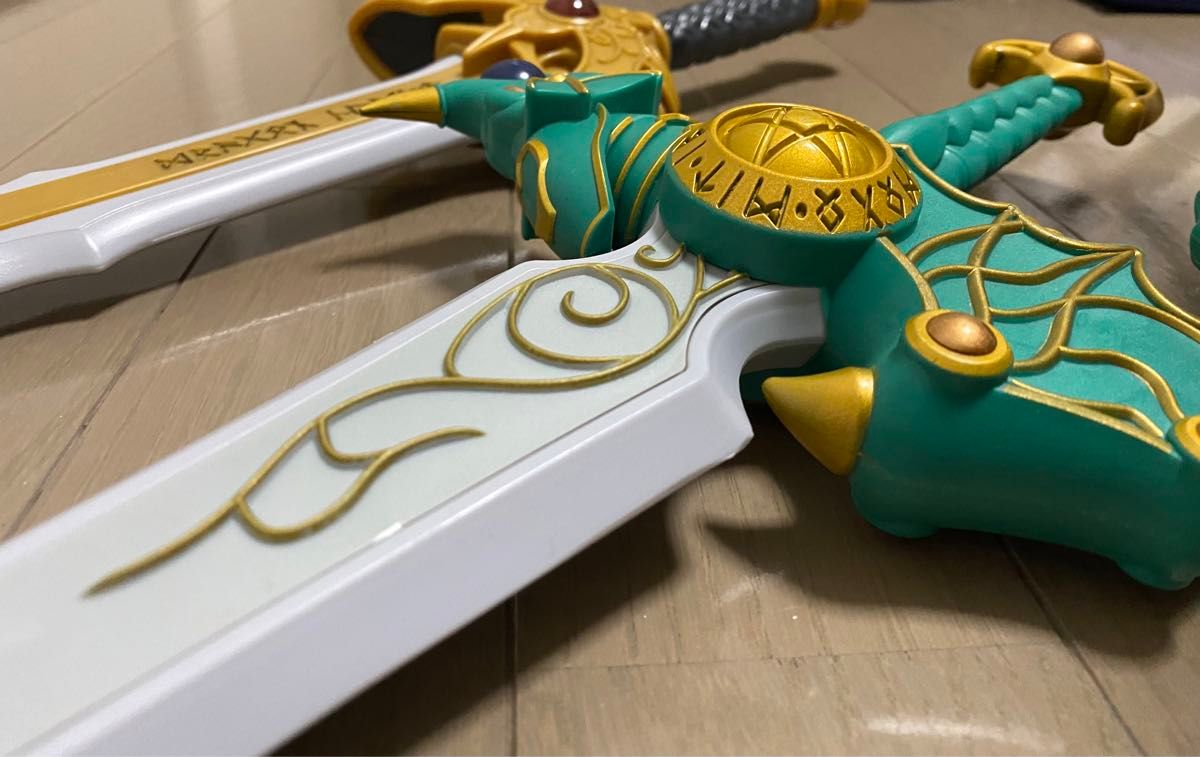 ドラゴンクエスト 天空の剣 ロトの剣 セット アミューズメント品 ドラゴンクエスト 天空の剣 ロトの剣 セット アミューズメント品