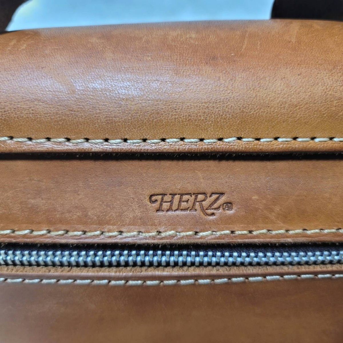 良品】ヘルツ HERZ ビジネスバッグ 2way ショルダーバッグ ヌメ 良品】ヘルツ HERZ ビジネスバッグ 2way ショルダーバッグ ヌメ