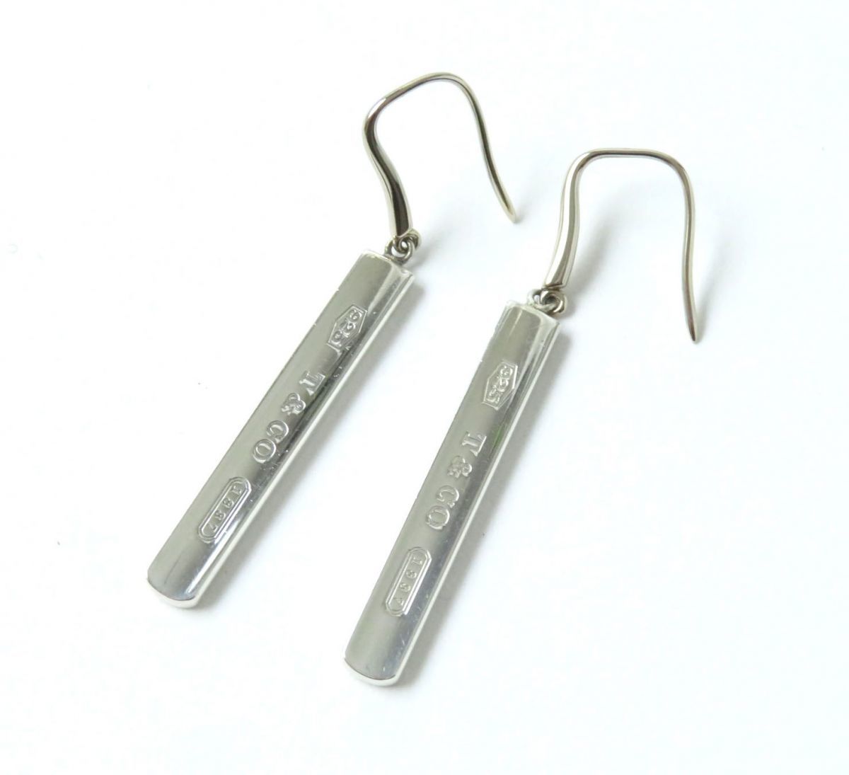 【楽天スーパーセール】 美品★TIFFANY&Co. ティファニー1837 シンプル◎ 重量:6.7g レディース シルバー 925 ピアス/アクセサリー バー ピアス