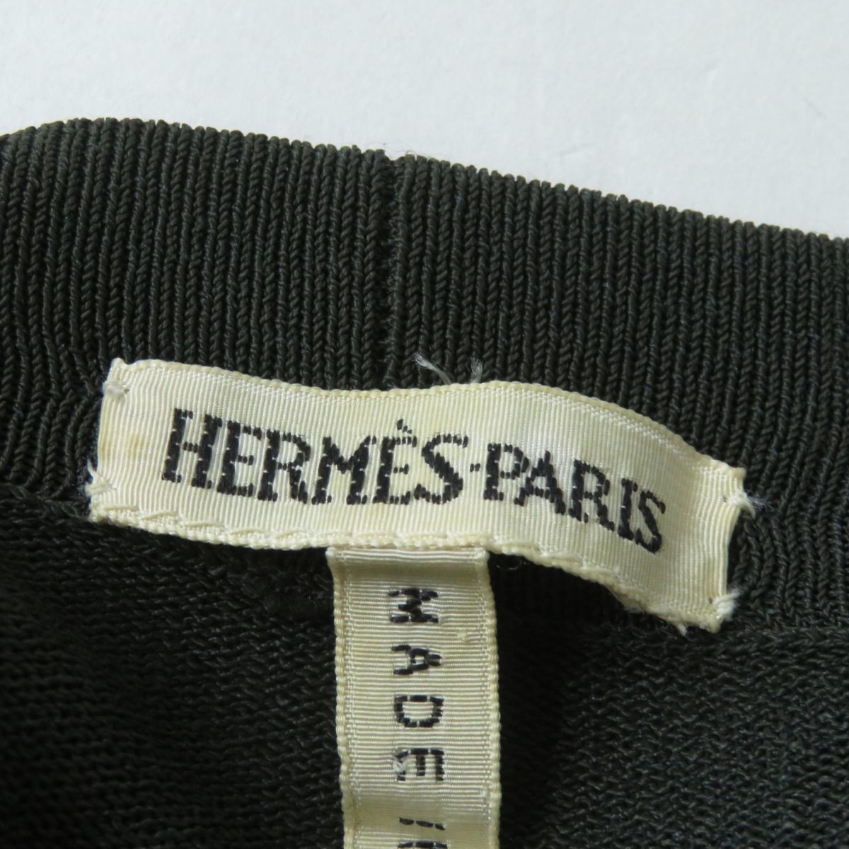 прекрасный товар * Vintage HERMES Hermes Margiela период Serie кнопка имеется V шея длинный рукав кардиган женский хаки LA Италия производства 