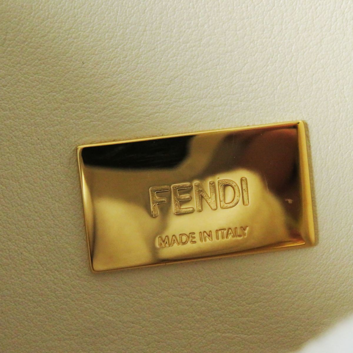 未使用品◎イタリア製 FENDI フェンディ 8BN302 ピーカブー アイコニックエッセンシャリー 2Wayバッグ レザー ブラウン系 保管袋付き_画像8