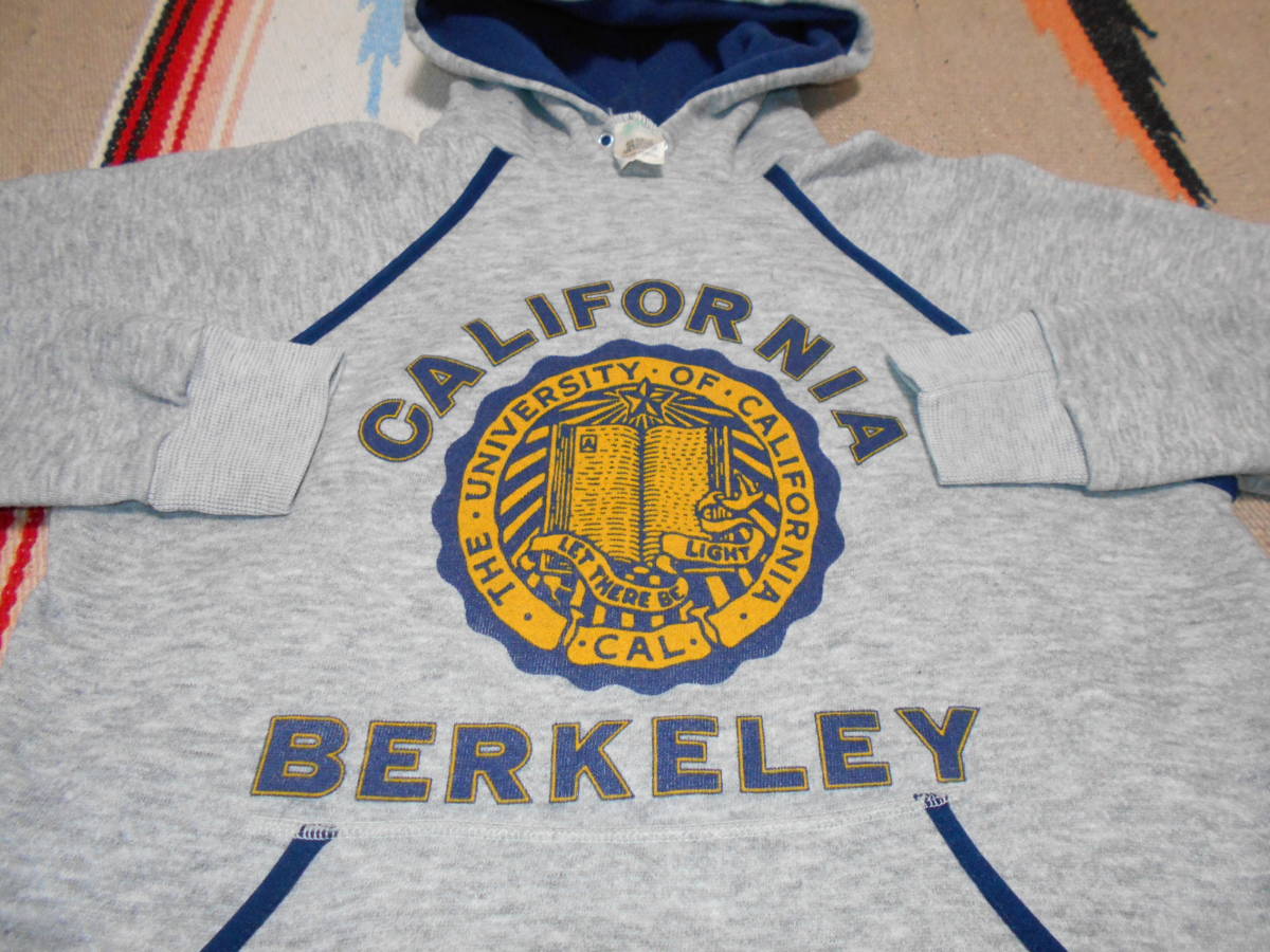 １９７０年代製 カリフォルニア大学 UNIVERSITY OF CALIFORNIA BERKELEY パーカー カレッジ フットボールFOOTBALL BASKETBALL VINTAGE