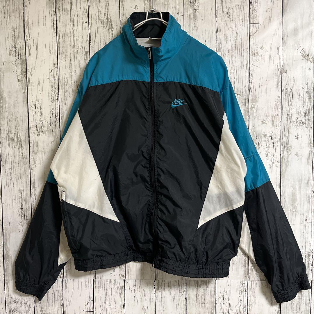 90's NIKE ナイキ 銀タグ ナイロンジャケット L 黒 ワンポイント 90's NIKE ナイキ 銀タグ ナイロンジャケット L 黒 ワンポイント