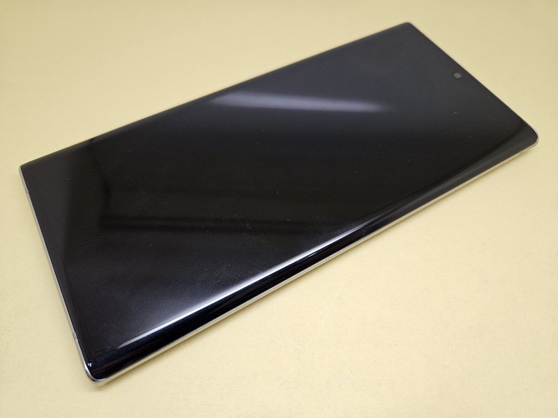 SIMフリー Galaxy Note10+ SCV45 256GB 美品 充電ケーブル付 オーラグロー_画像2