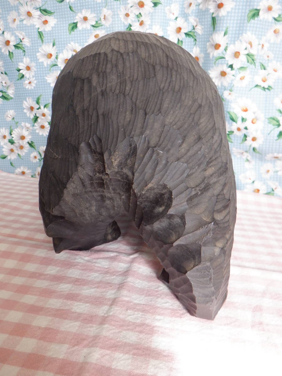 Ｄ1『鮭をくわえた木彫りの熊の置物　北海道　民芸品　彫刻　インテリア～長期保管品』～Ａ