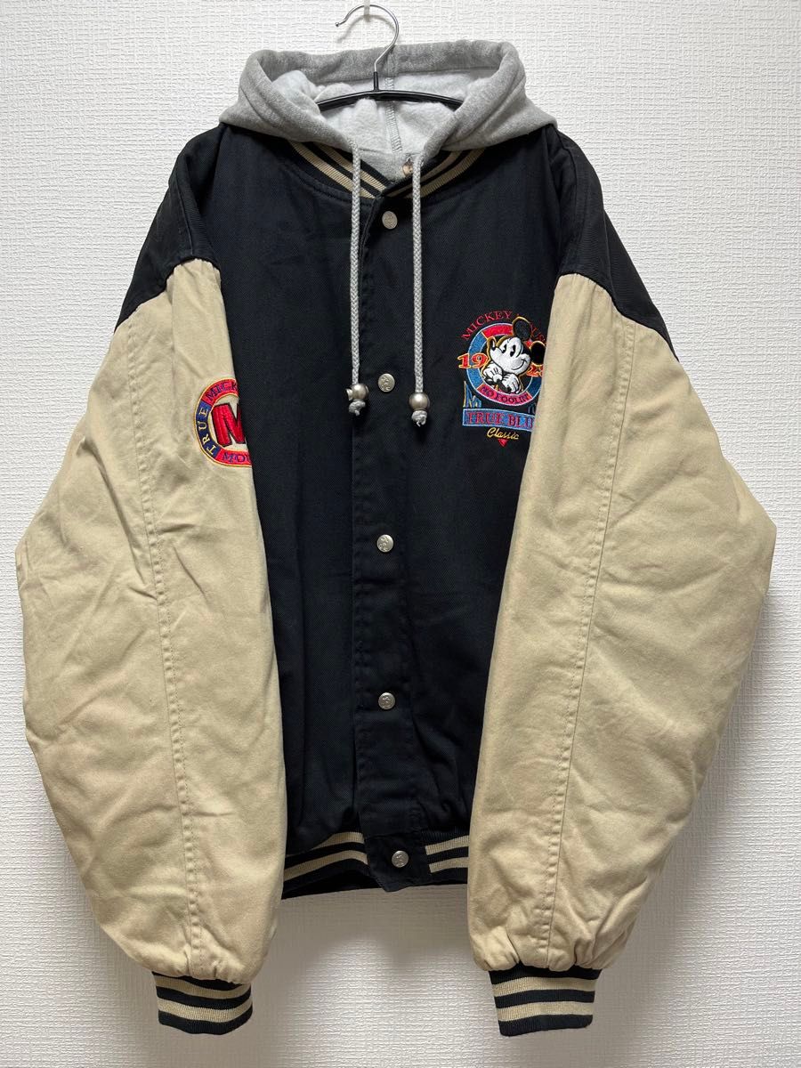 ディズニーストア ミッキーマウス スタジアムジャンパー ディズニーストア ミッキーマウス スタジアムジャンパー