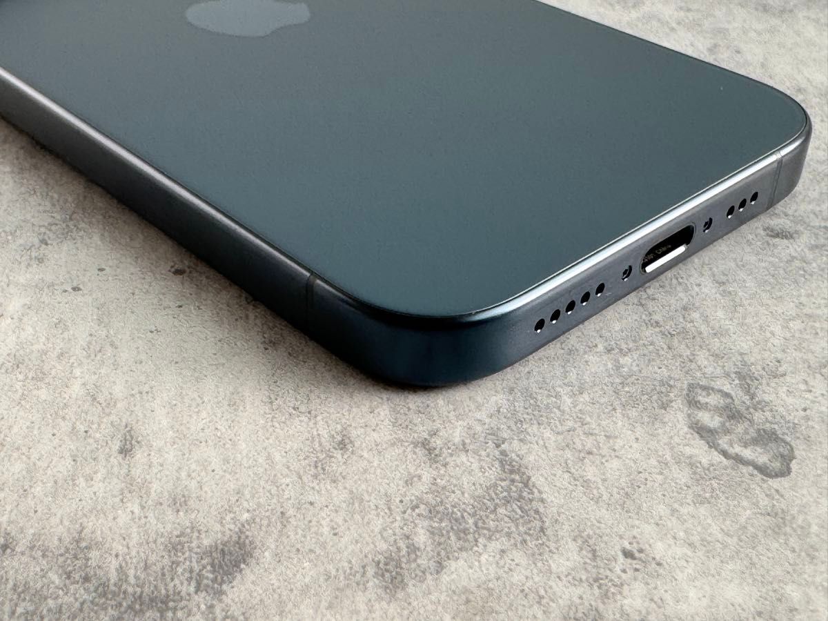 iPhone 15 Pro ブルーチタニウム 256GB 超美品 【Apple Store iPhone 15 Pro ブルーチタニウム 256GB 超美品 【Apple Store