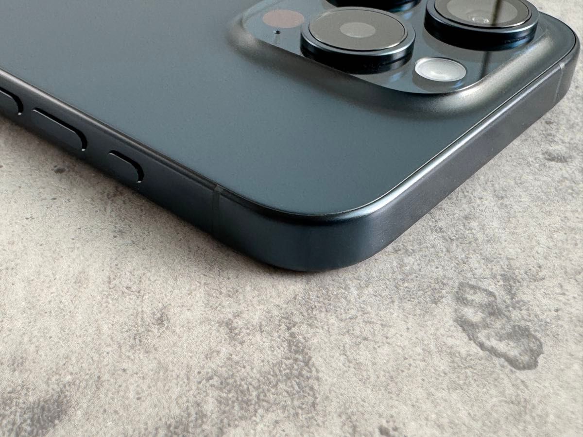 iPhone 15 Pro ブルーチタニウム 256GB 超美品 【Apple Store iPhone 15 Pro ブルーチタニウム 256GB 超美品 【Apple Store