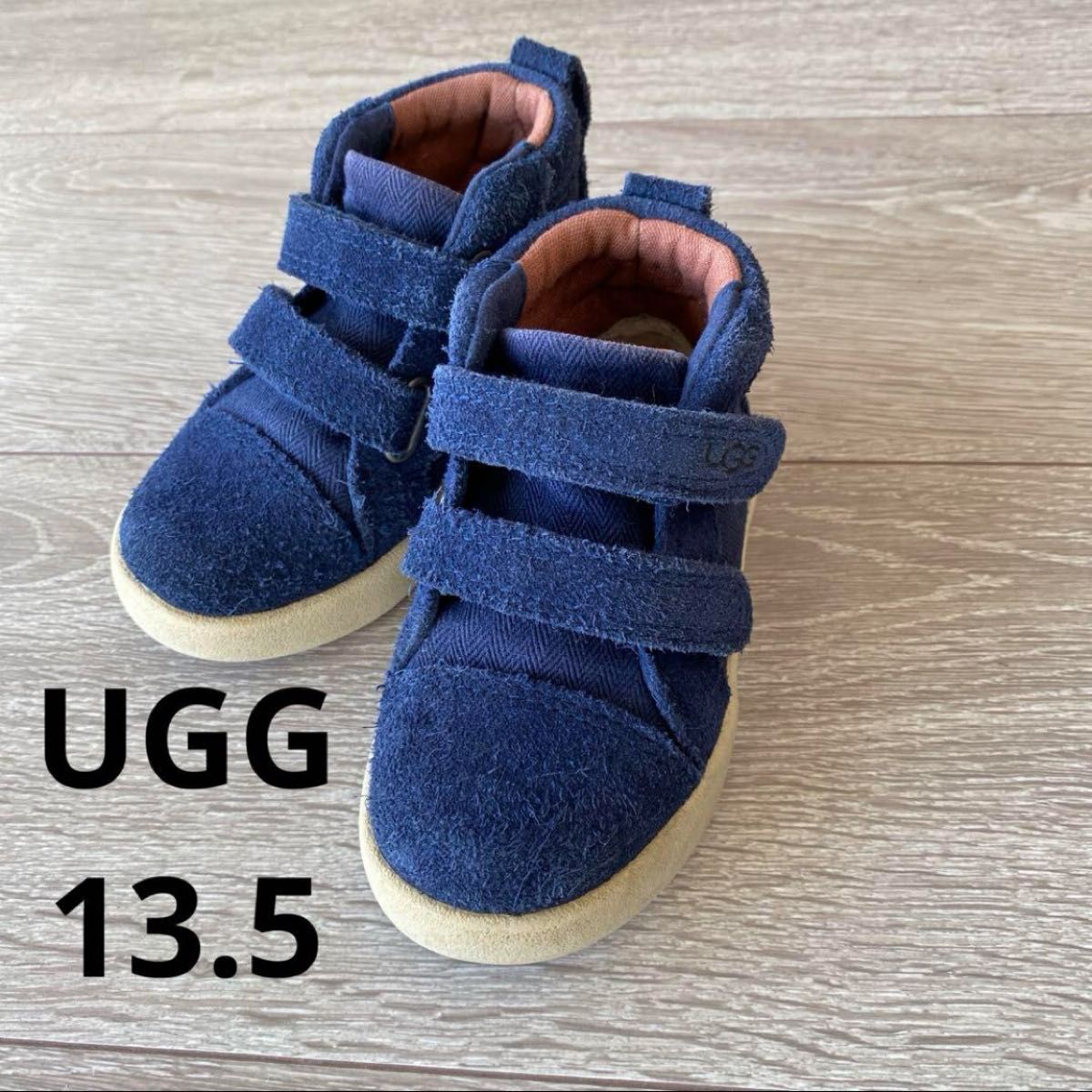 アグ　UGG 13.5cm キッズスニーカー  スエード 靴 シューズ