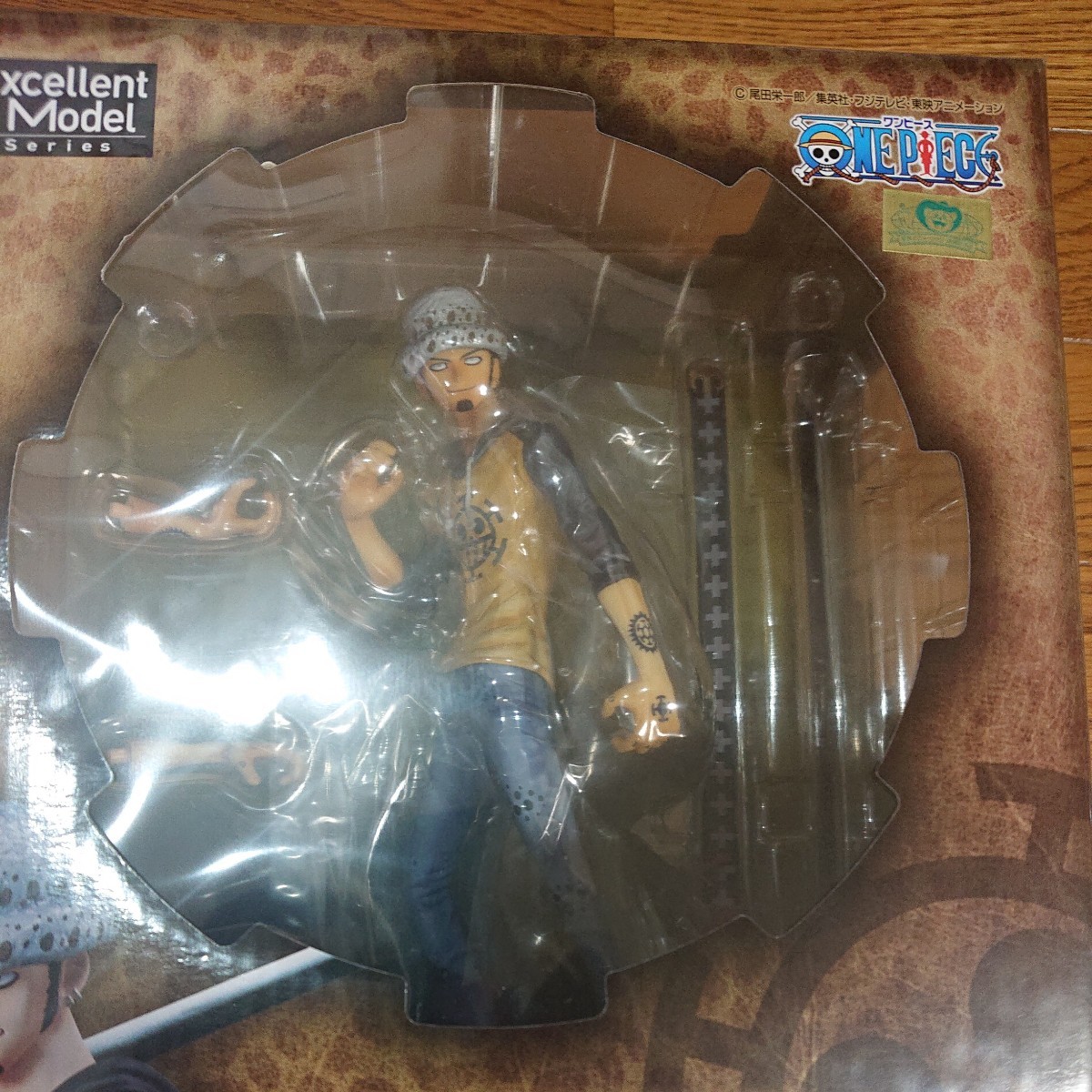 新品未開封品 正規品 Portrait.Of.Pirates ワンピースシリーズ NEO-DX トラファルガー・ロー ONE PIECE メガハウス POP 当方購入 _画像4