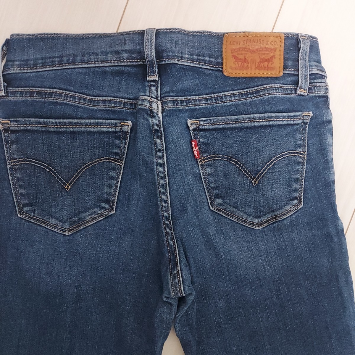 【美脚】Levi'sリーバイス711AsiaスキニーデニムパンツW24_画像5