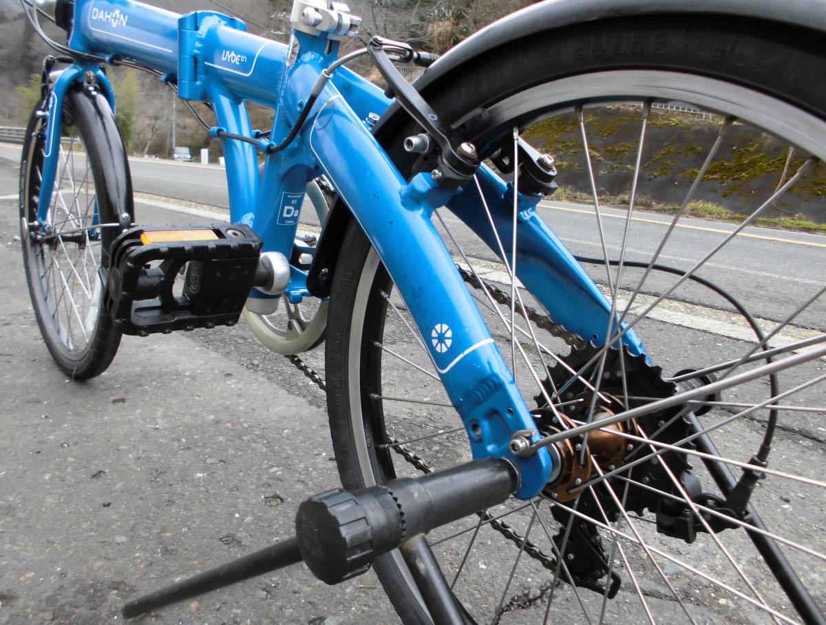1円～【DAHON】※ UYBE 折り畳み自転車 SHIMANO 7速 20インチ ミニベロ 小径車 青色1039_画像9
