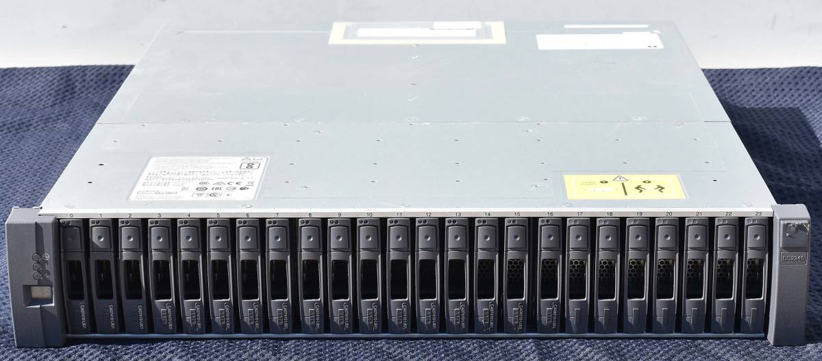 富士通 NetApp DS2246 (1.8TB SAS 12Gbps 17台 搭載モデル 合計30.6TB) (NR22412GJ) (管:SA02