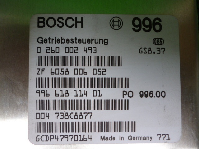 * Porsche 911 996 98 year 99666 AT computer ( stock No:A22908)