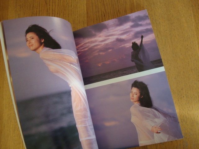 岡江久美子 写真集 華やかな自転 別冊スコラ 送料無料 の商品 岡江久美子 写真集 華やかな自転 別冊スコラ 送料無料 の商品