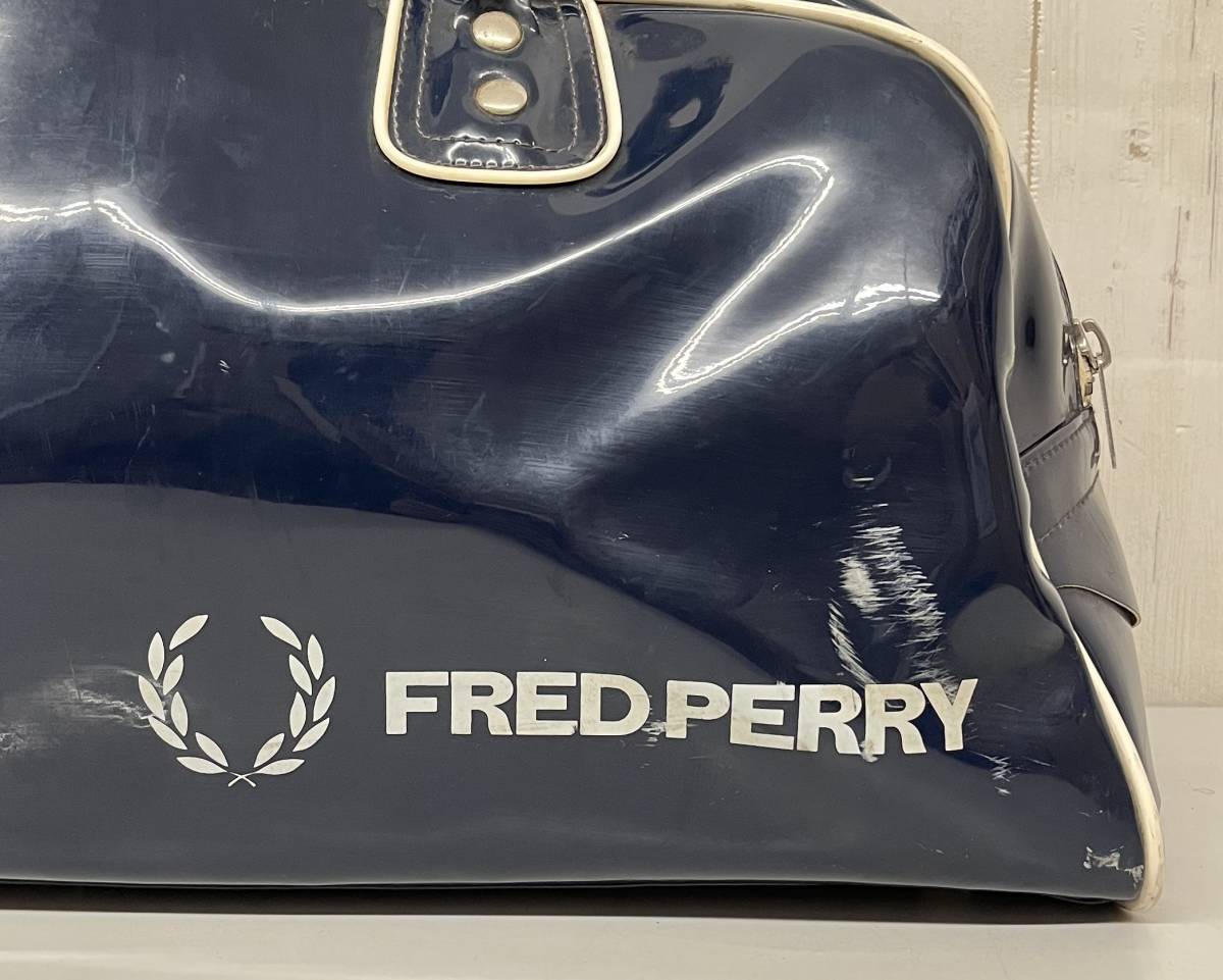 ヴィンテージ スポーツバッグ FRED PERRY フレッドペリー エナメル ボストンバッグ ハンド ネイビー 紺 レトロ クラシック ロゴ デザインの画像4