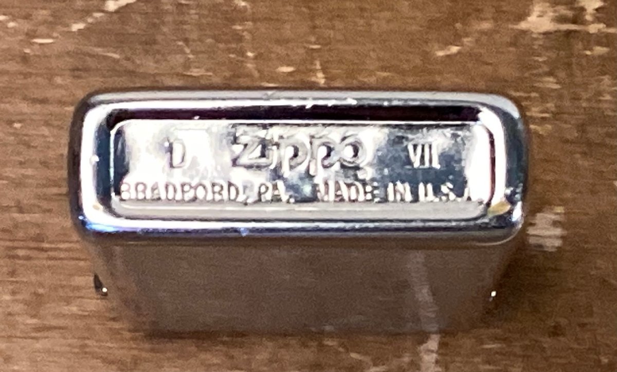 TT-1594 ■送料込■ 彫金 スリム ジッポー ZIPPO ライター オイルライター D VII 煙草 タバコ 喫煙具 40g●火花のみ確認 /くGOら_画像7