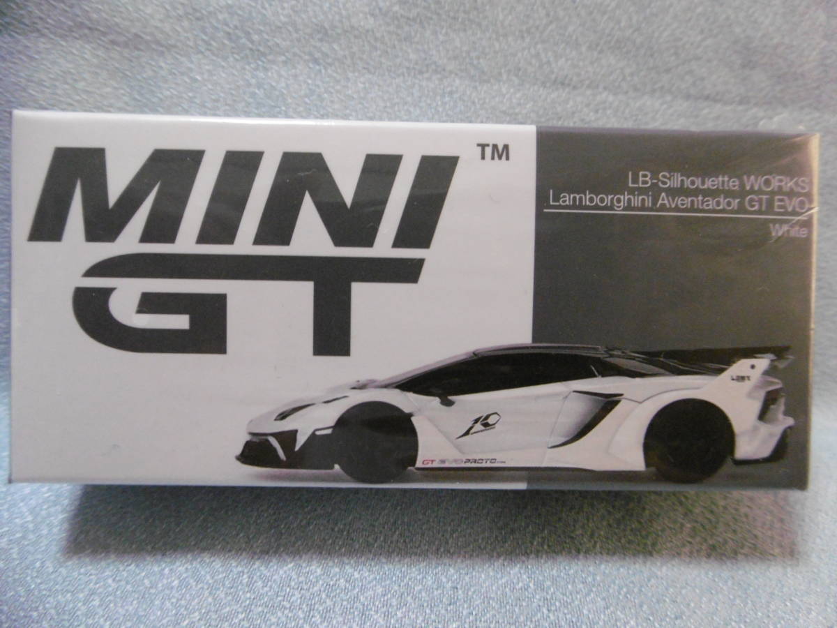 未開封新品 MINI GT 467 LB-Silhouette Works Lamborghini Aventador GT EVO White 左ハンドル_画像1
