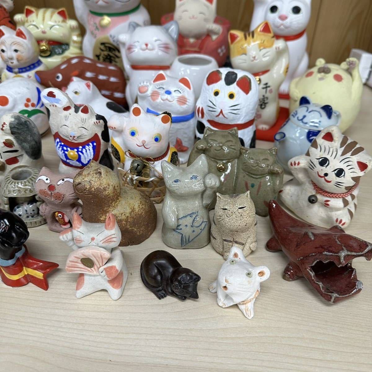 大量 陶器 ガラス等 ミニチュア 豆猫 招き猫 置物 コレクション セット 陶器 縁起物 商売繁盛 _画像6