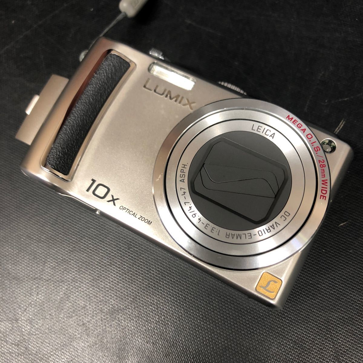 B813【中古品】 Panasonic パナソニック LUMIX DMC-TZ5 コンパクトデジカメ ルミックス 充電器付属 長期保管品 現状品_画像2