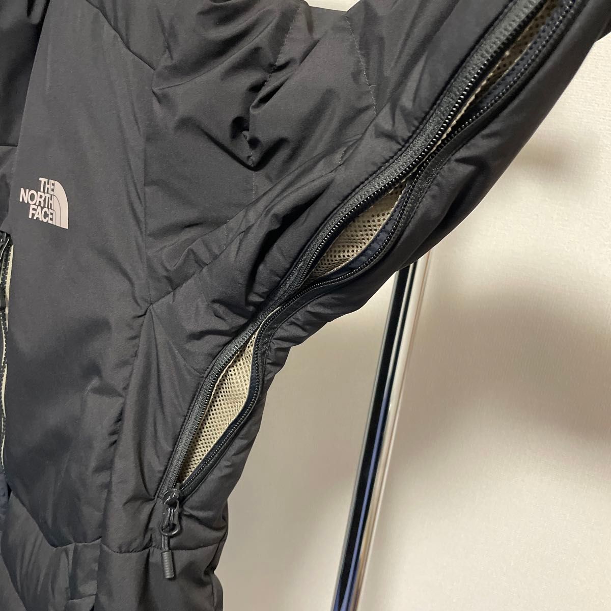 ノースフェイス ダウンジャケット　ポイントイット ダウンジャケット メンズ THE NORTH  FACE 黒　スノーボード