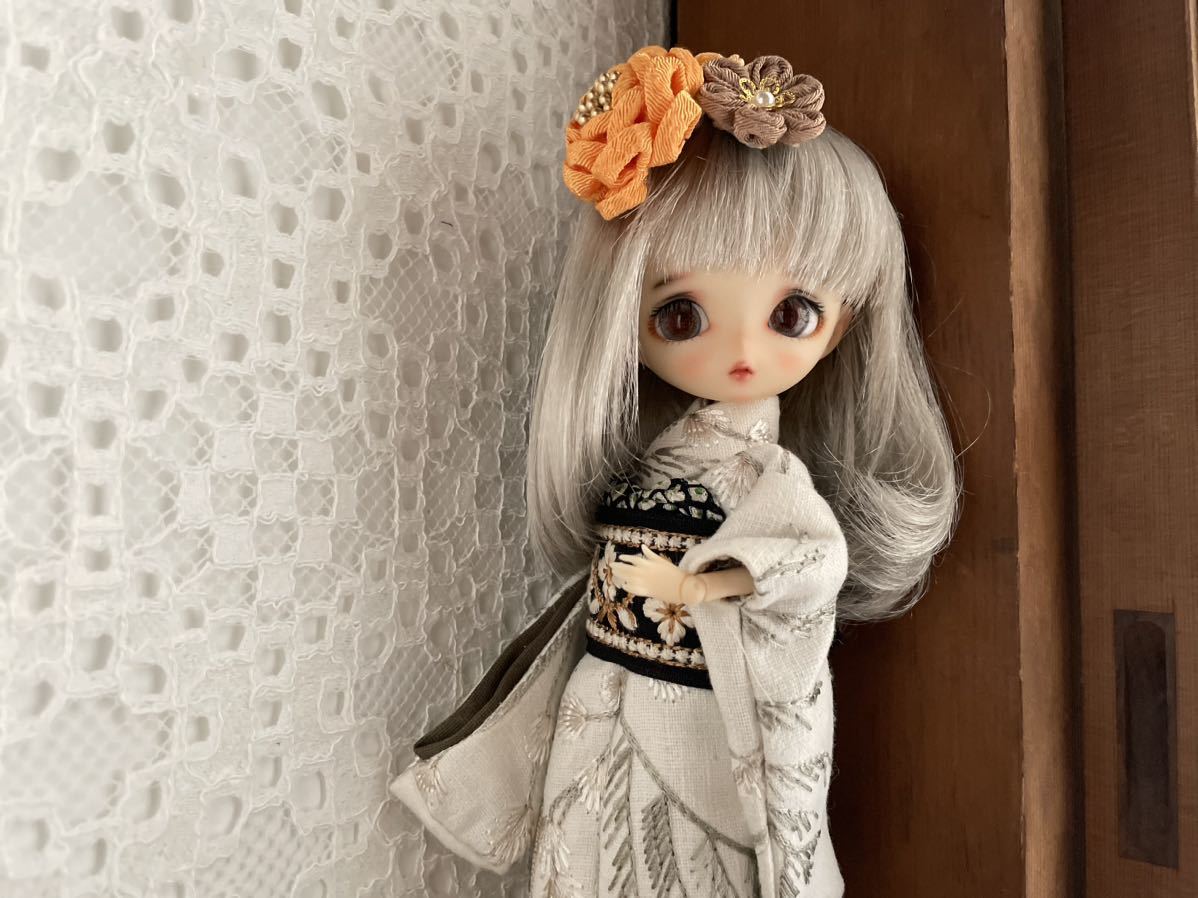 HIMI★harmoniabloom★ハルモニアブルーム★新春刺繍のお振り袖　ハンドメイドドール服ハルモニアハミング_画像1