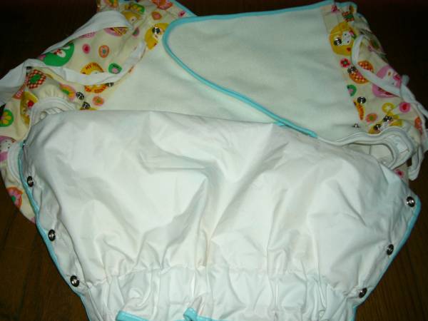  for adult diaper cover Homme tsu diapers . pattern metal hook white small of the back cord attaching .. light blue reverse side - white laminate pretty child times . night urine .. leak ..