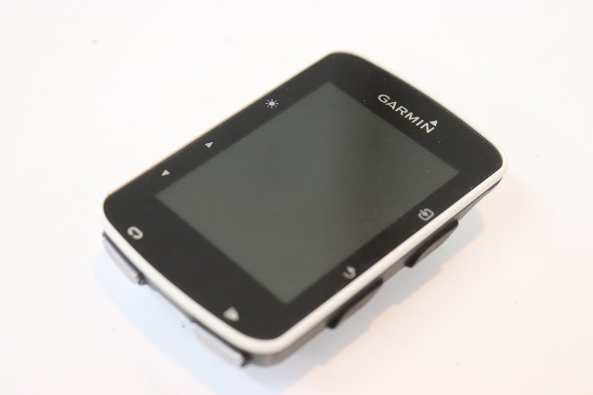 ★GARMIN ガーミン Edge 520J 日本語対応 GPSサイクルコンピューター 美品_画像2