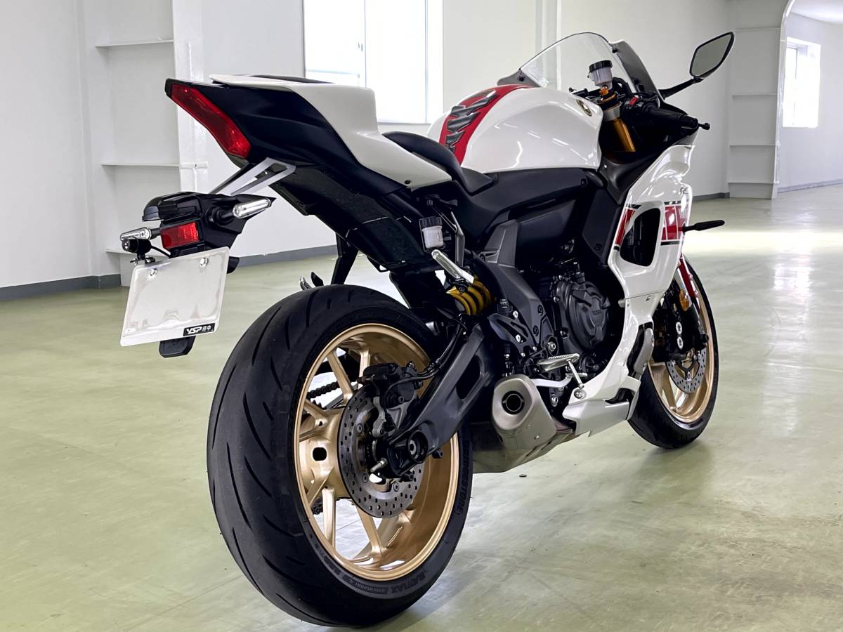 2022年　ヤマハ YZF-R7 ABS WGP 60th Anniversary 9,724km ワンオーナー傷無し クイックシフター他カスタム6点25万相当_画像5