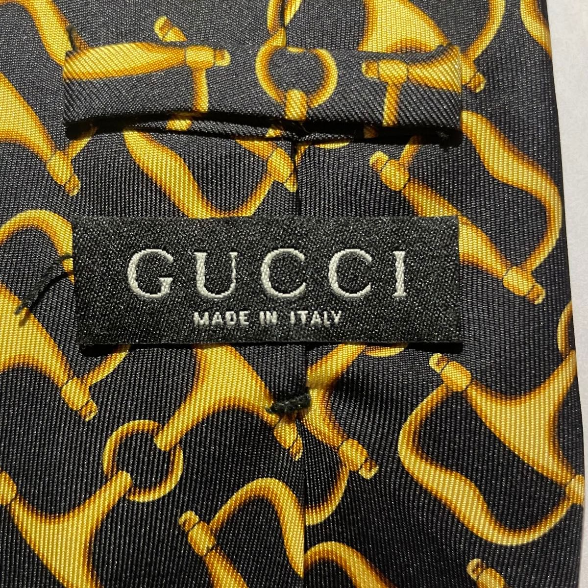 【金具柄ネイビー】グッチ　ネクタイ GUCCI イエロー　イタリア製