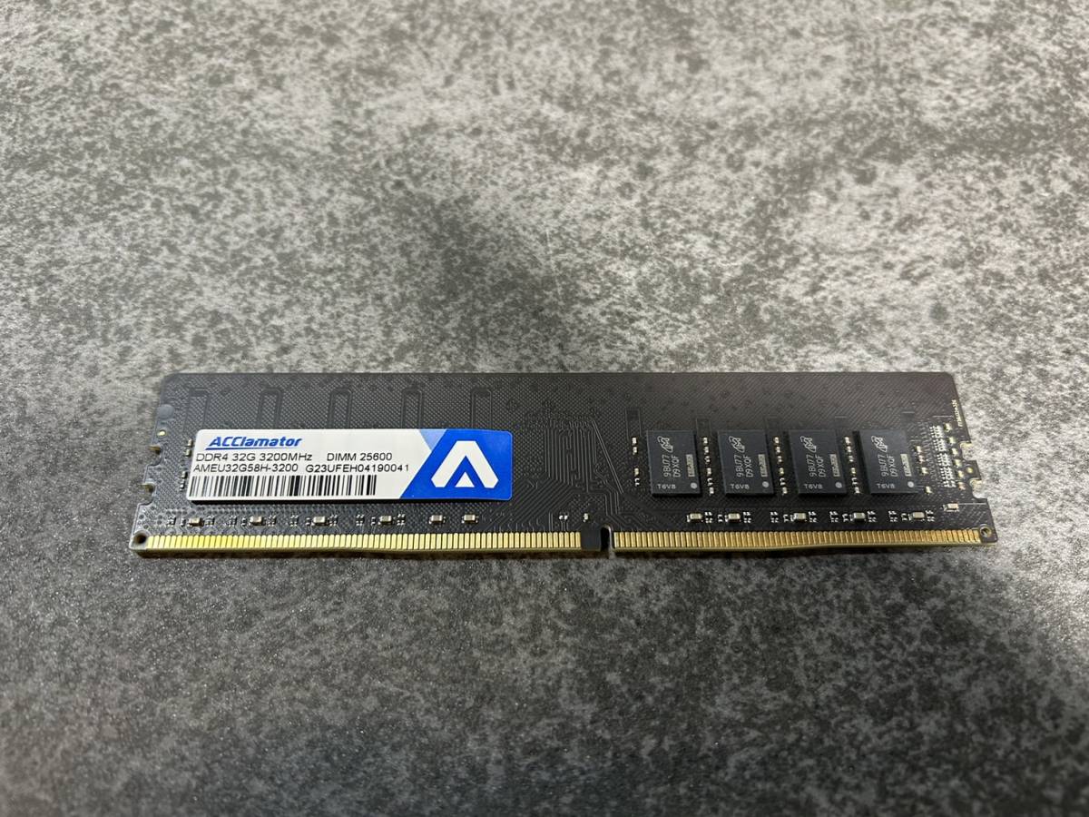 ジャンク品　32GB 3200MHz Memory DDR4 デスクトップ PC 用 メモリ モジュール