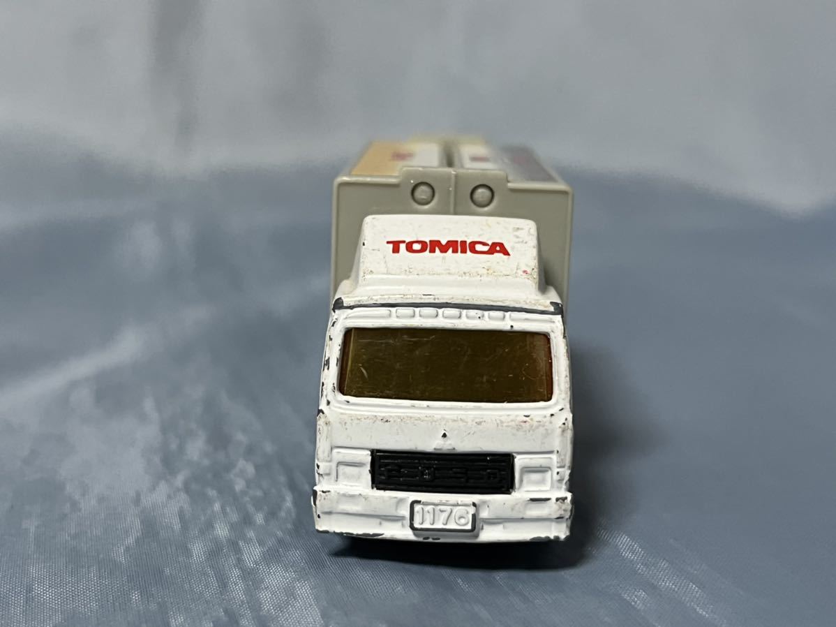 トミカ製　　FUSO トラック　　　1／102_画像3