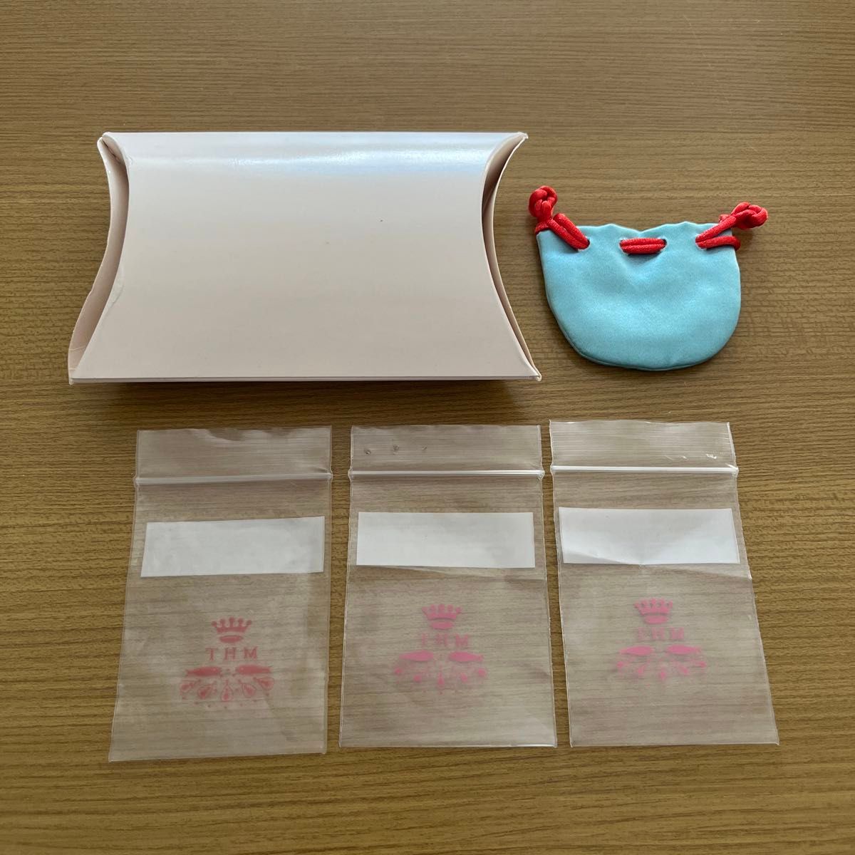 付属品】マリーエレーヌドゥタイヤック 巾着 ジュエリーポーチ 付属品】マリーエレーヌドゥタイヤック 巾着 ジュエリーポーチ
