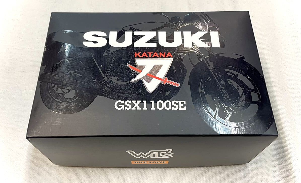 GSX1100S 赤銀刀　カタナ　新品未使用品　Wit's マイルストーン　1/12 GSX1100SE 送料込　キャンディインペリアルマルーン