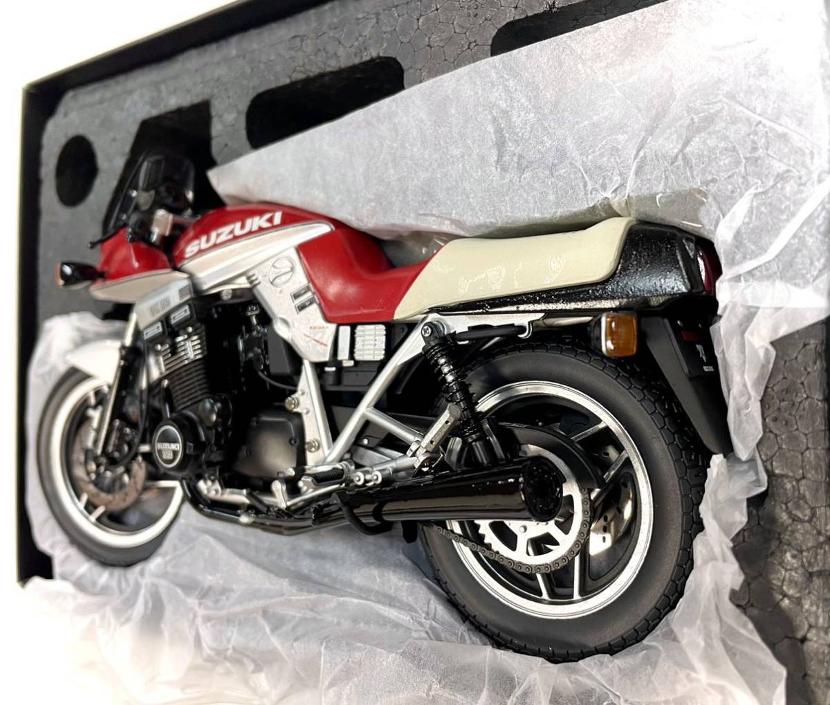 送料込 GSX1100S 赤銀刀 カタナ 新品未使用品 Wit's マイル 送料込 GSX1100S 赤銀刀 カタナ 新品未使用品 Wit's マイル