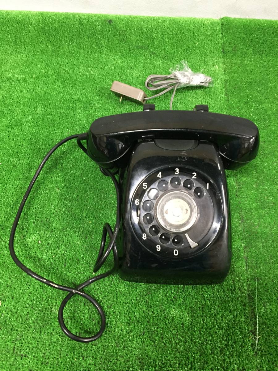 □ 【ジャンク】 黒電話 ダイヤル式 電話機 600-A1 600-A2 1970年製 1968年製 昭和レトロ アンティーク まとめてセット 14-5_画像2
