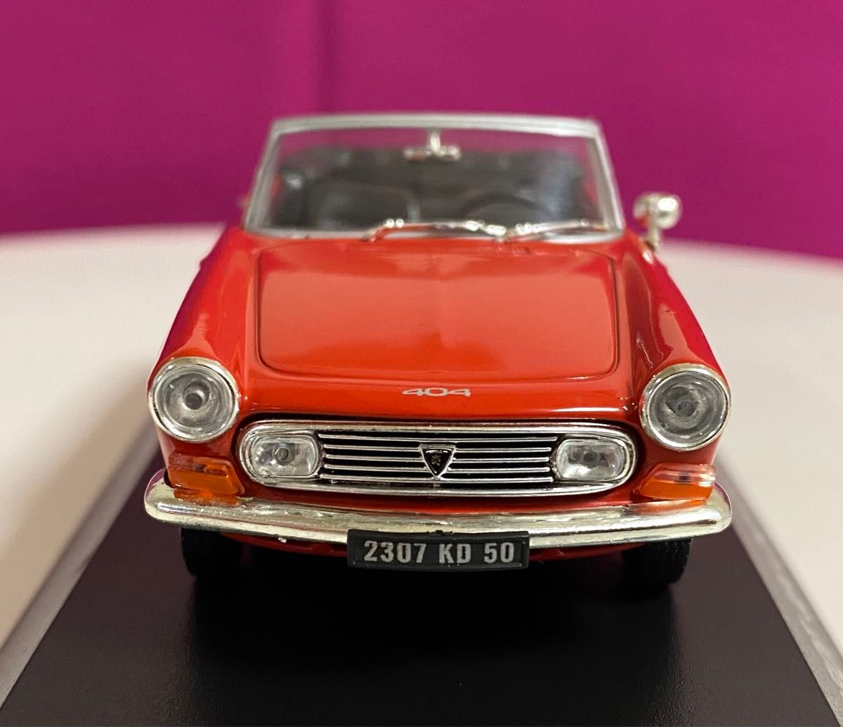 【PEUGEOT Collection】プジョーPEUGEOT 404 Cabriolet 1967 1/43 